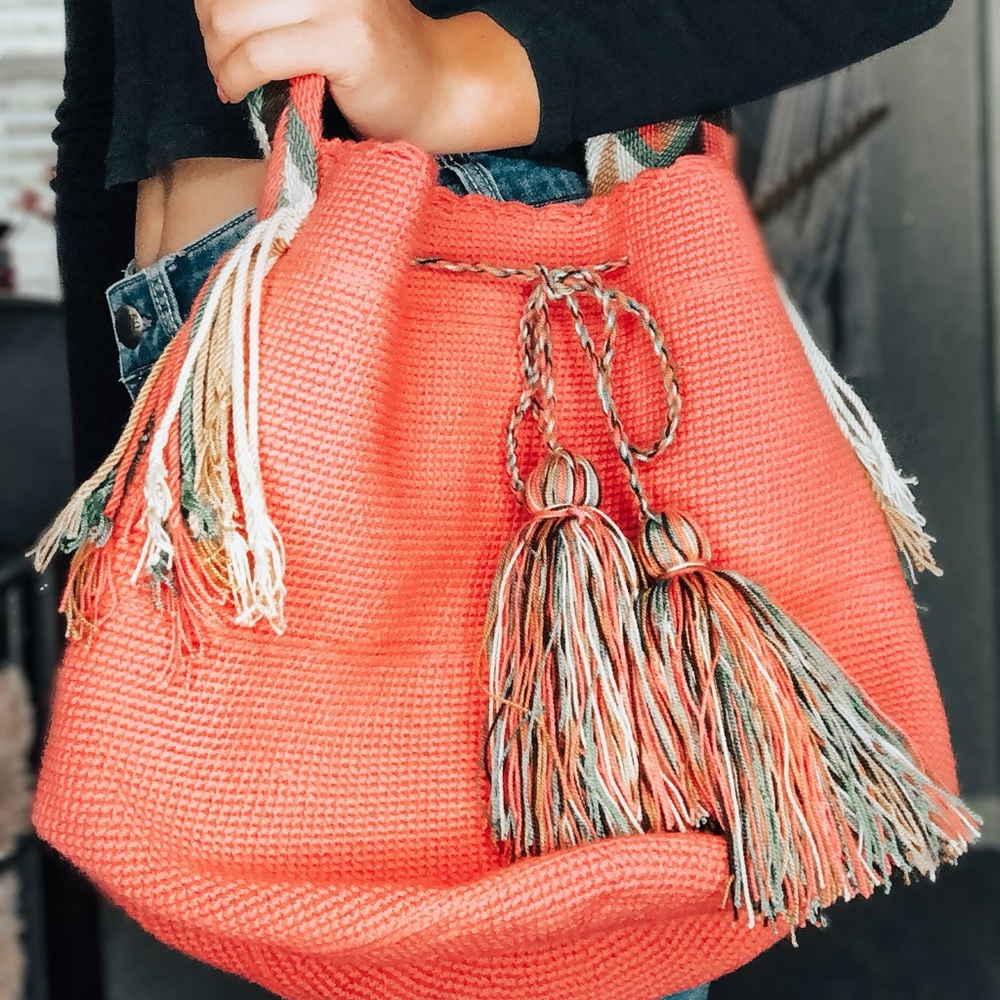 Wayuu handmade shoulder bag